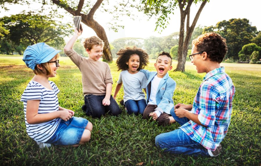 Grupo de niños - Taller KidSoma AESOMATIC